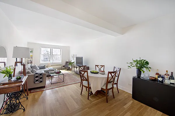 Sold by Compass | media 9