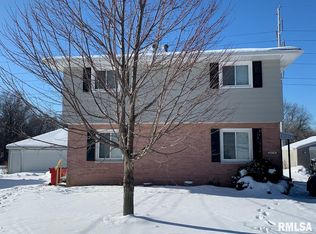 5045 N Montclair Ave, Peoria Heights, IL 61616