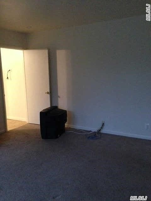 2nd image of 276 Delaware Ave