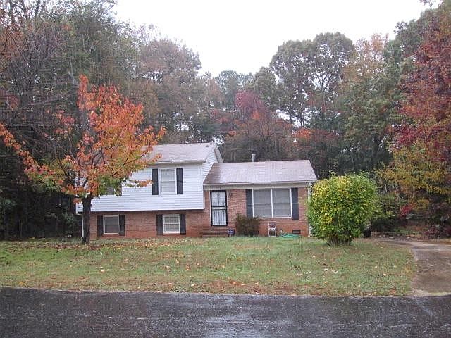 1st image of 706 Brookside Dr
