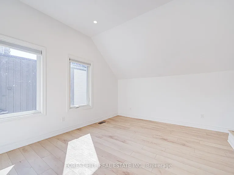 85 Vaughan Rd #5 — Photo 22