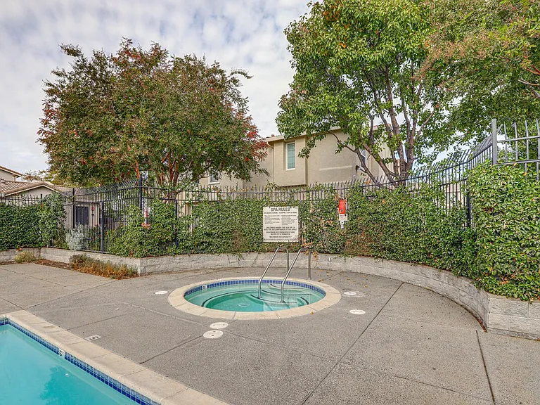 7515 Sheldon Rd #ID1385992P — Photo 31