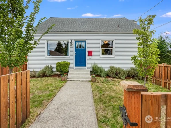 8316 49th Ave S, Seattle, WA 98118