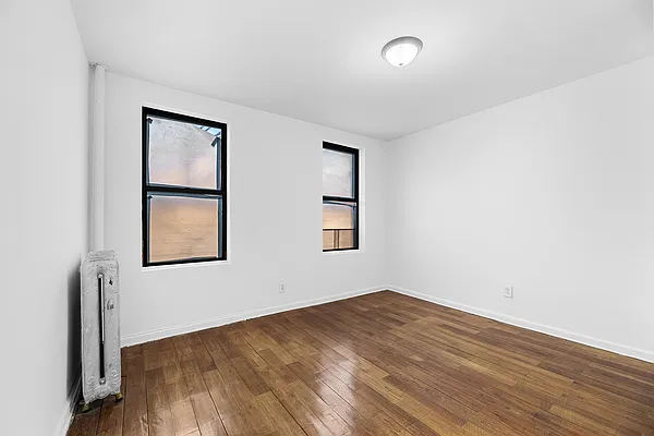 Rented by REAL New York | media 21