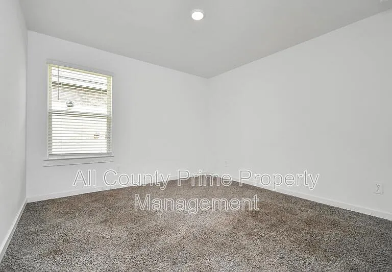 29935 Gallatin River Ln — Photo 27