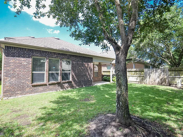 6418 Burgess Heights Ln — Photo 40