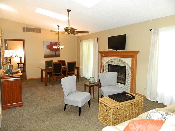 4th image of 4495 Shorewood Ct