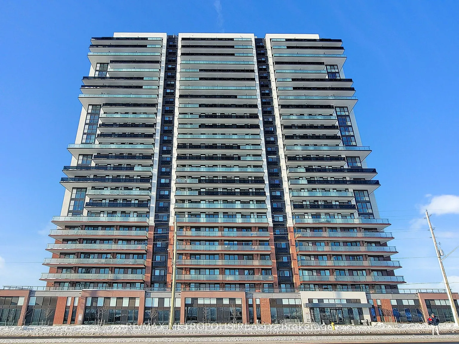 2 bed, $2,300 — Photo 1