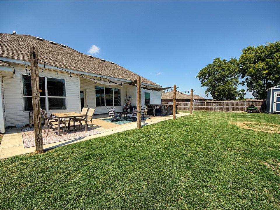 2003 S Carl St, Siloam Springs, AR 72761 Zillow