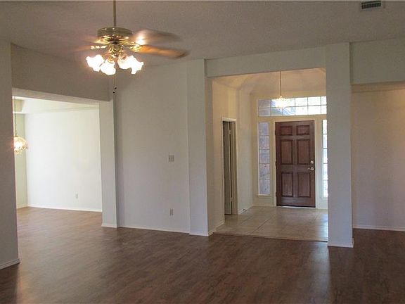 3rd image of 4200 Aldama Dr