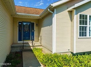 401 Deer Path, Schenectady, NY 12306