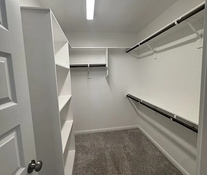 1340 Kingsgate Dr — Photo 13