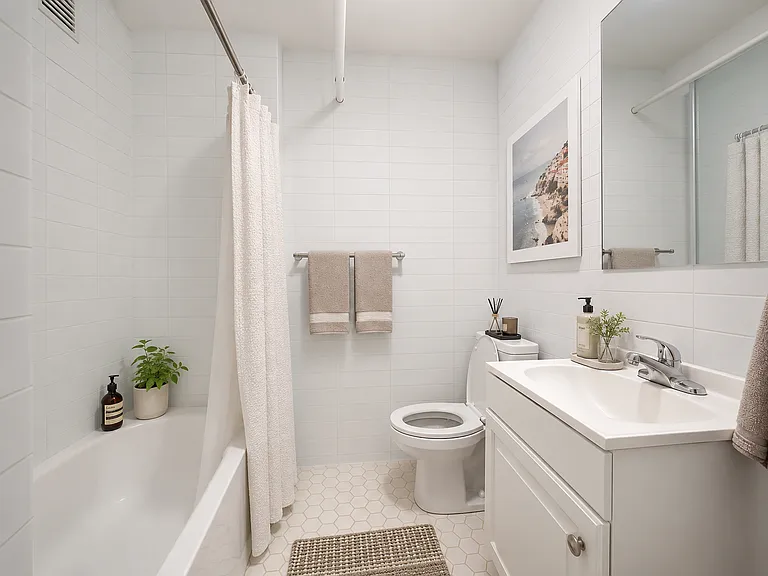 166 W 75th St #207 — Photo 4