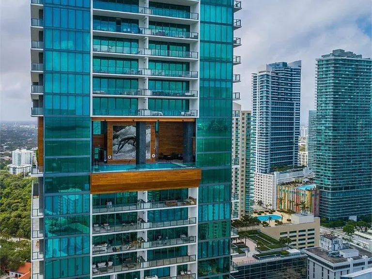 1451 Brickell Ave #5 — Photo 1