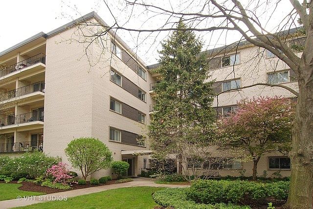 1st image of 415 Franklin Ave APT 4