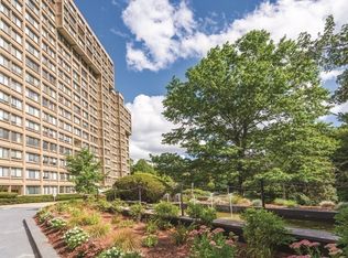 Towers Of Chestnut Hill, Newton, MA 02467