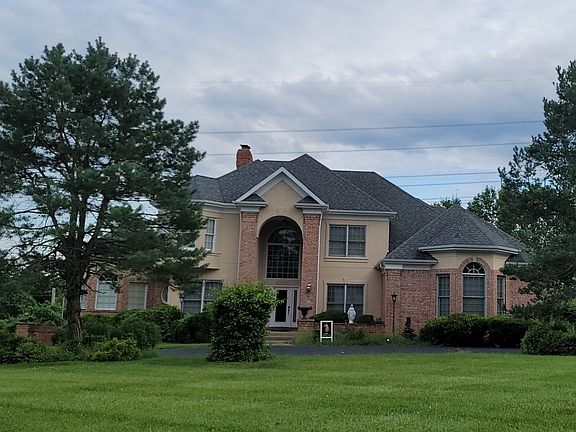 4th image of 2333 Sterling Pointe Dr