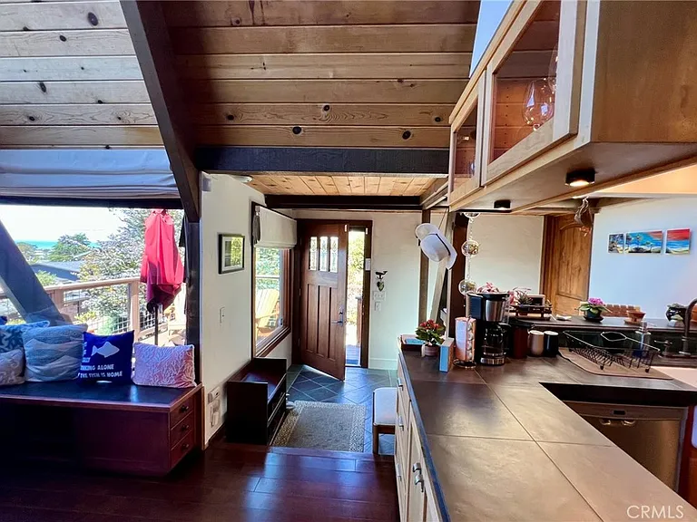 610 Ardath Dr — Photo 13