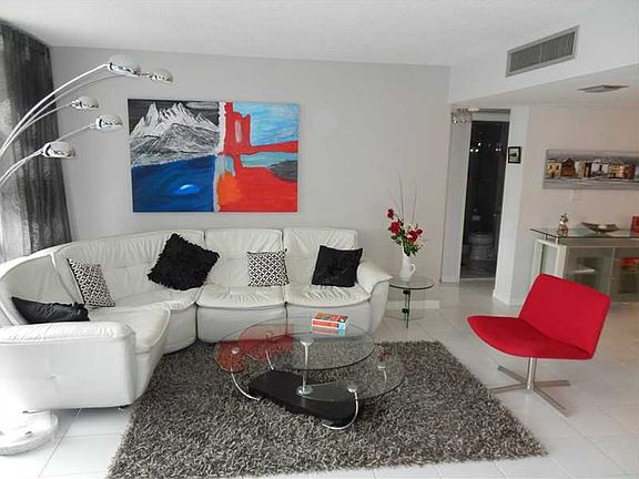2nd image of 20500 W Country Club Dr APT 605