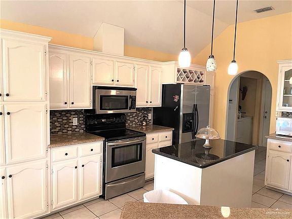 5th image of 2511 Dove Ave