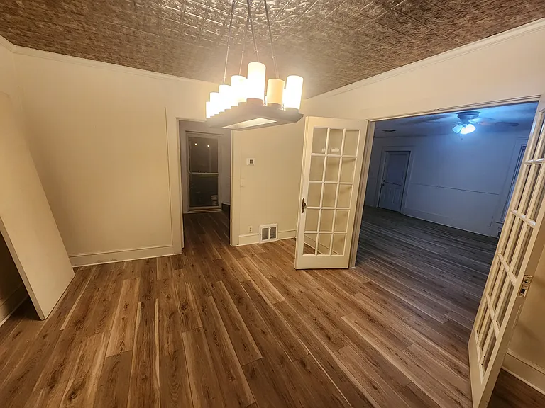 254 Magazine St — Photo 9