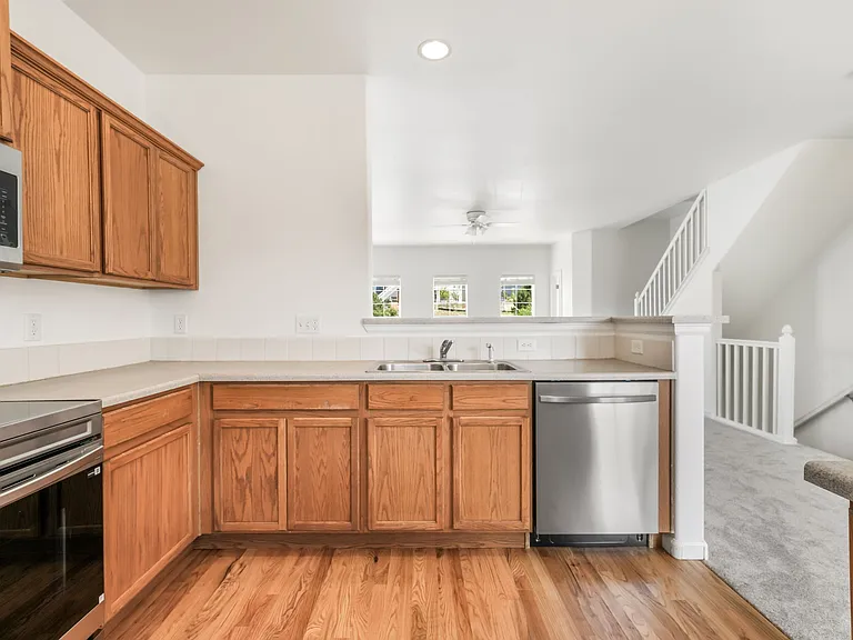 1013 Burning Bush Point — Photo 27