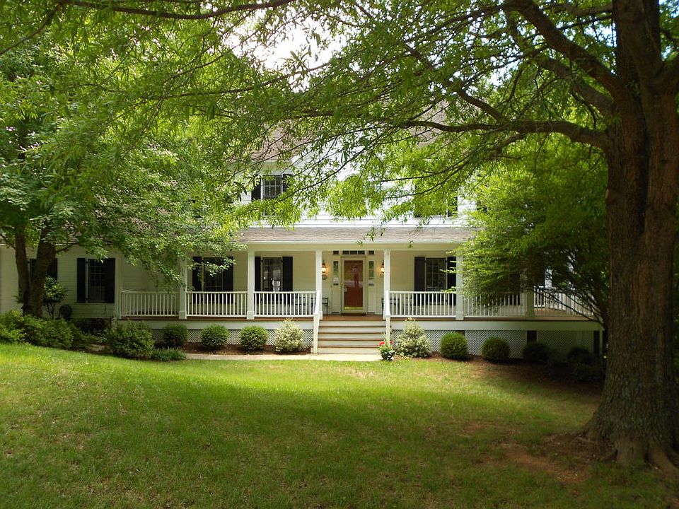 1st image of 5814 Cavalier Dr