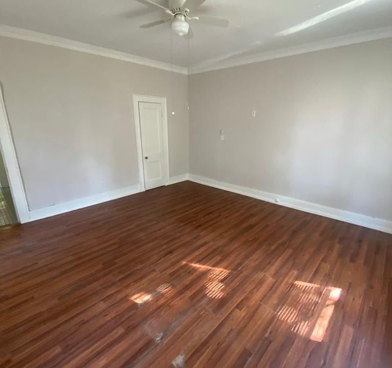 1st image of 120 S 32nd St APT 2