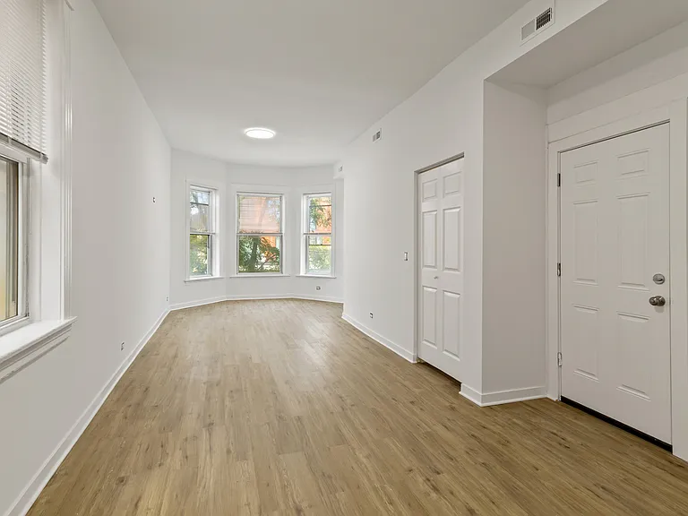 1349 W Taylor St #2F — Photo 9