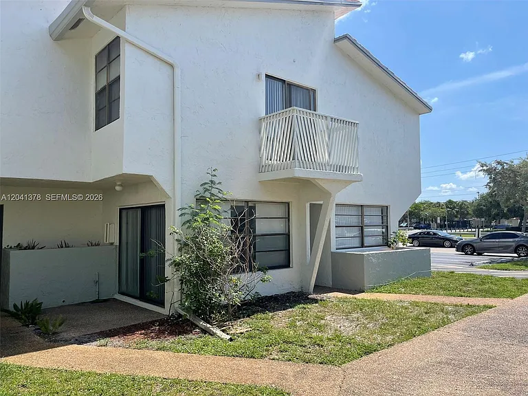2580 Coral Springs Dr #2580 — Photo 5