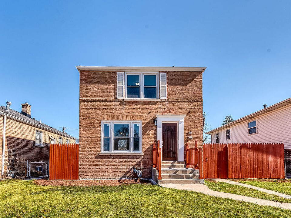 1st image of 933 Marshall Ave