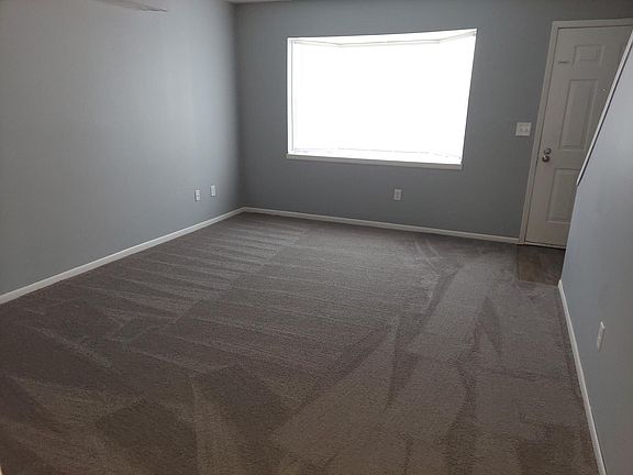 5th image of 7721 Shirlington Dr