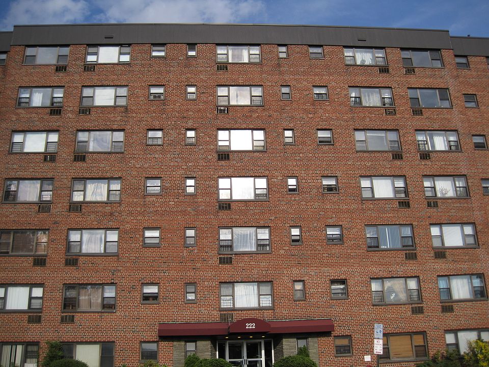 1st image of 222 N Broadway #A6a