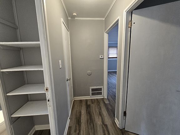 4th image of 7528 Birch Ave