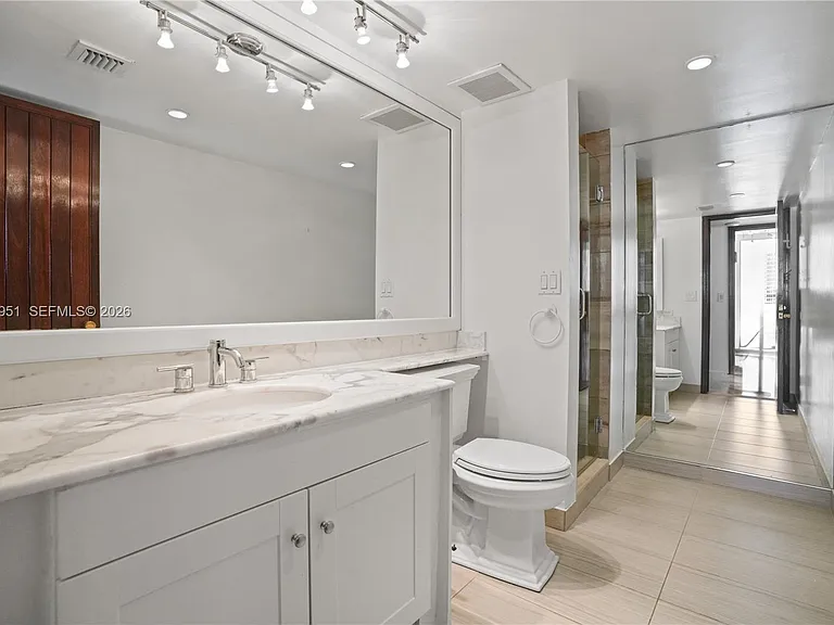 19355 Turnberry Way #25GR — Photo 33