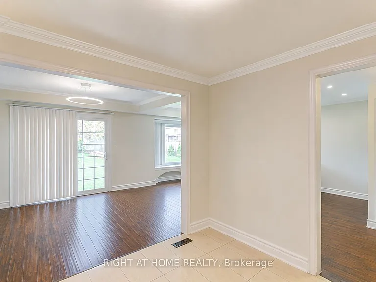 18 Goodfellow St — Photo 8