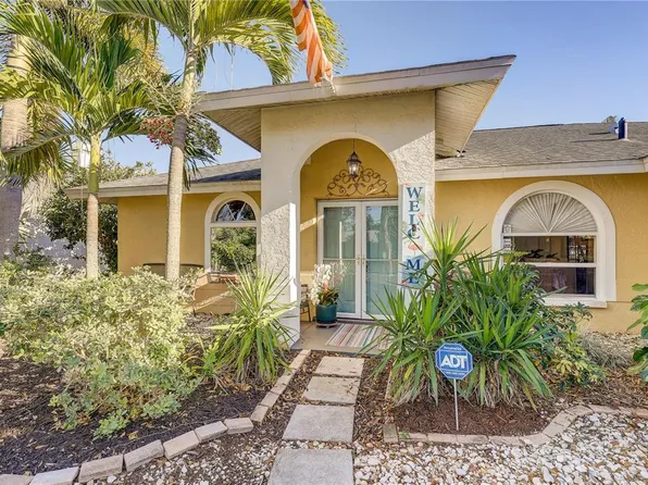 4001 Palau Dr, Sarasota, FL 34241