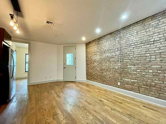 2nd image of 457 Park Pl #1BB