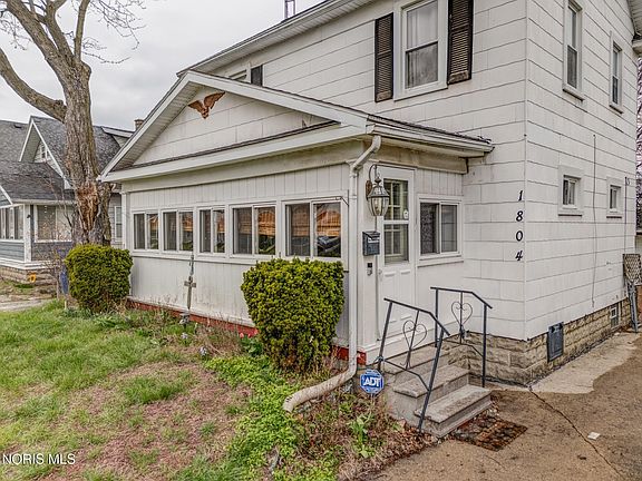3rd image of 1804 Loxley Rd