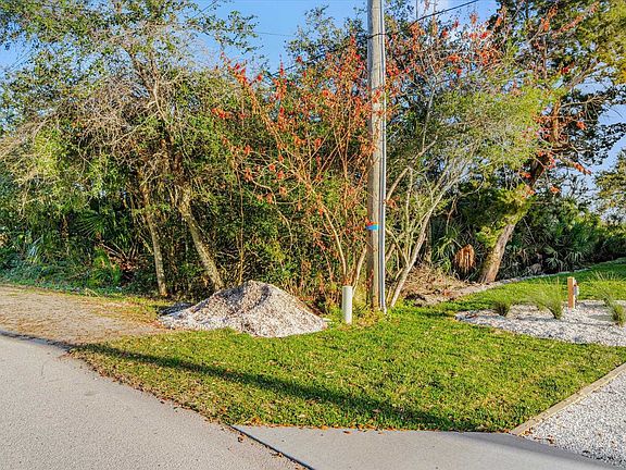 3rd image of 261 Dondanville Rd
