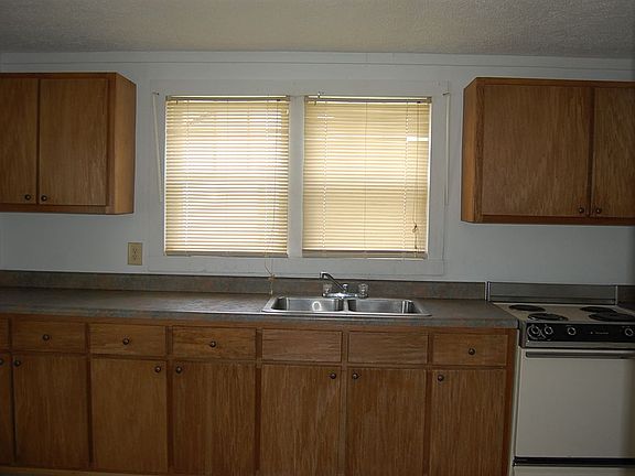 4th image of 2326 Pike St