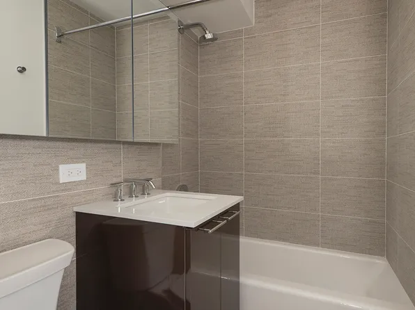 240 East 76th Street image 8 of 10