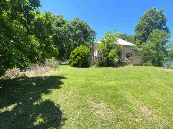 2nd image of 21213 S 550th Rd