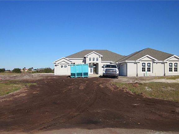 2nd image of 5045 Lake Toscana Dr