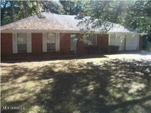 613 Tifton Dr, Jackson, MS 39212