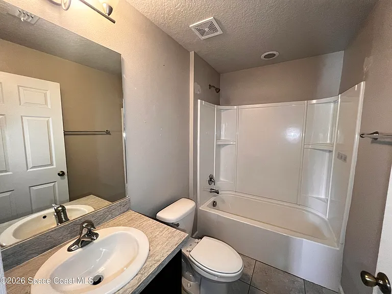563 Corbin Cir SW — Photo 7