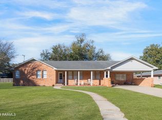 209 Hilltop Cir, New Iberia, LA 70563