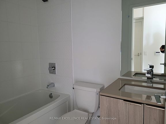 5th image of 70 Annie Craig Dr #2708