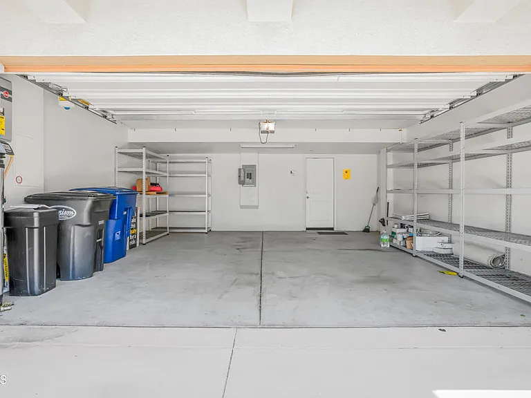 667 Pedro St — Photo 39