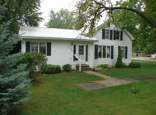 410 E South St, Ithaca, MI 48847